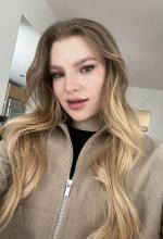 20398-Olga-femme-canadienne-Toronto