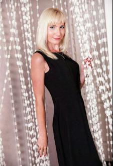 12900-Anna-femme-Cagliari