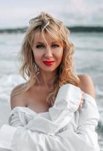 20424-Valentina-femme-Hambourg